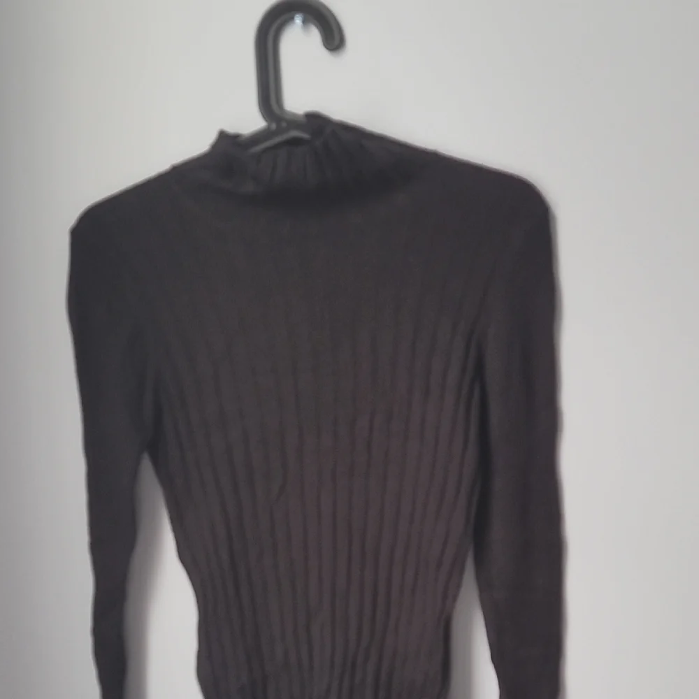 White House Black Market Black Turtleneck Sweater - Picture 1 of 3